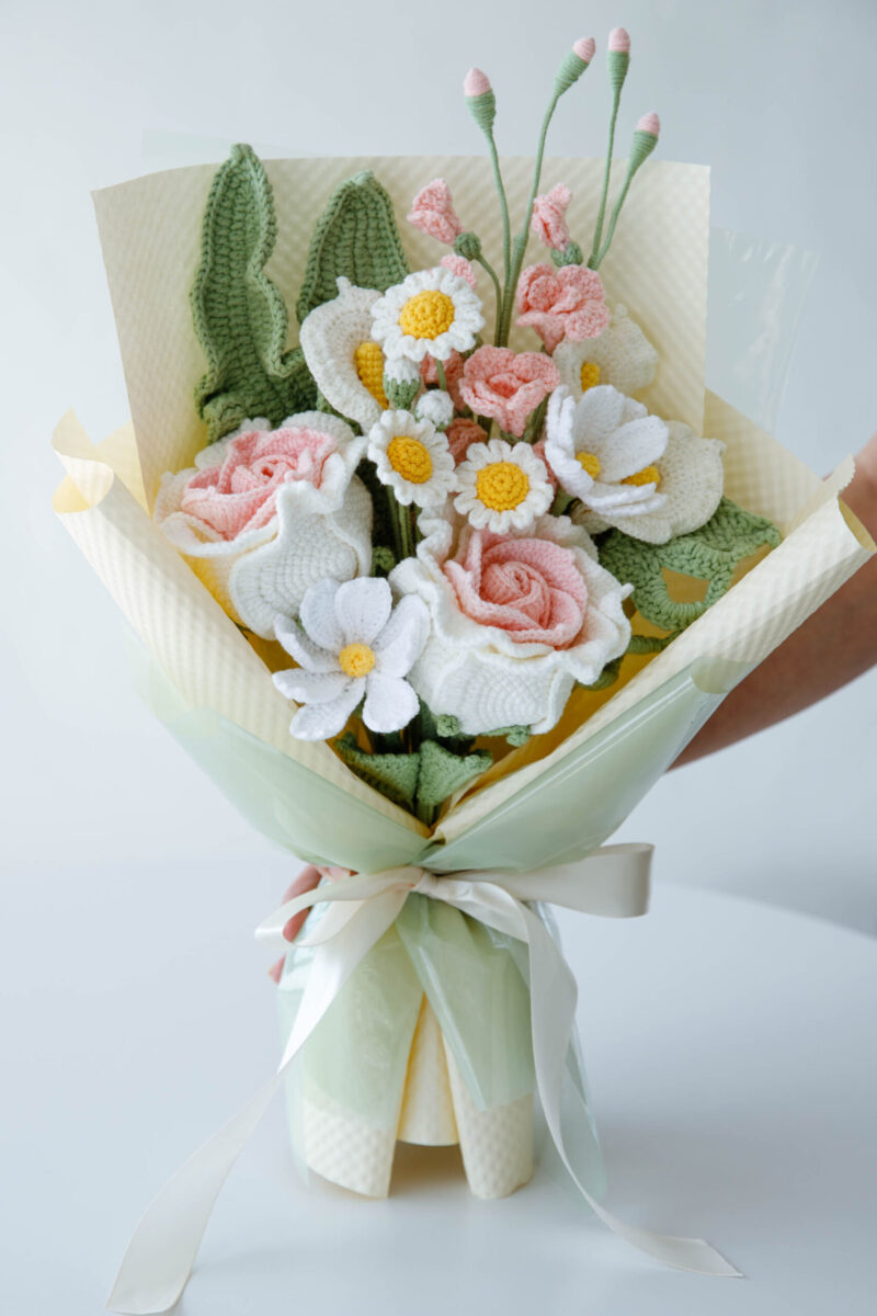 Gradient Crochet Thai Rose Bouquet|hookok-48 Gradient Crochet Thai Rose Bouquet|hookok