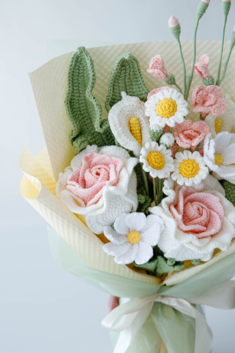 Gradient Crochet Thai Rose Bouquet|hookok-50 Gradient Crochet Thai Rose Bouquet|hookok