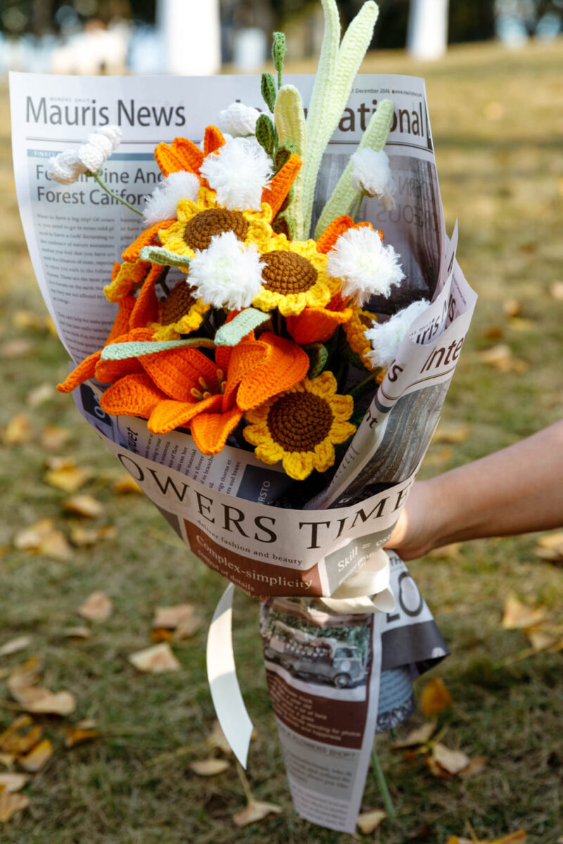 orange lily and easy sunflower bouquet|hookok orange lily and easy sunflower bouquet|hookok