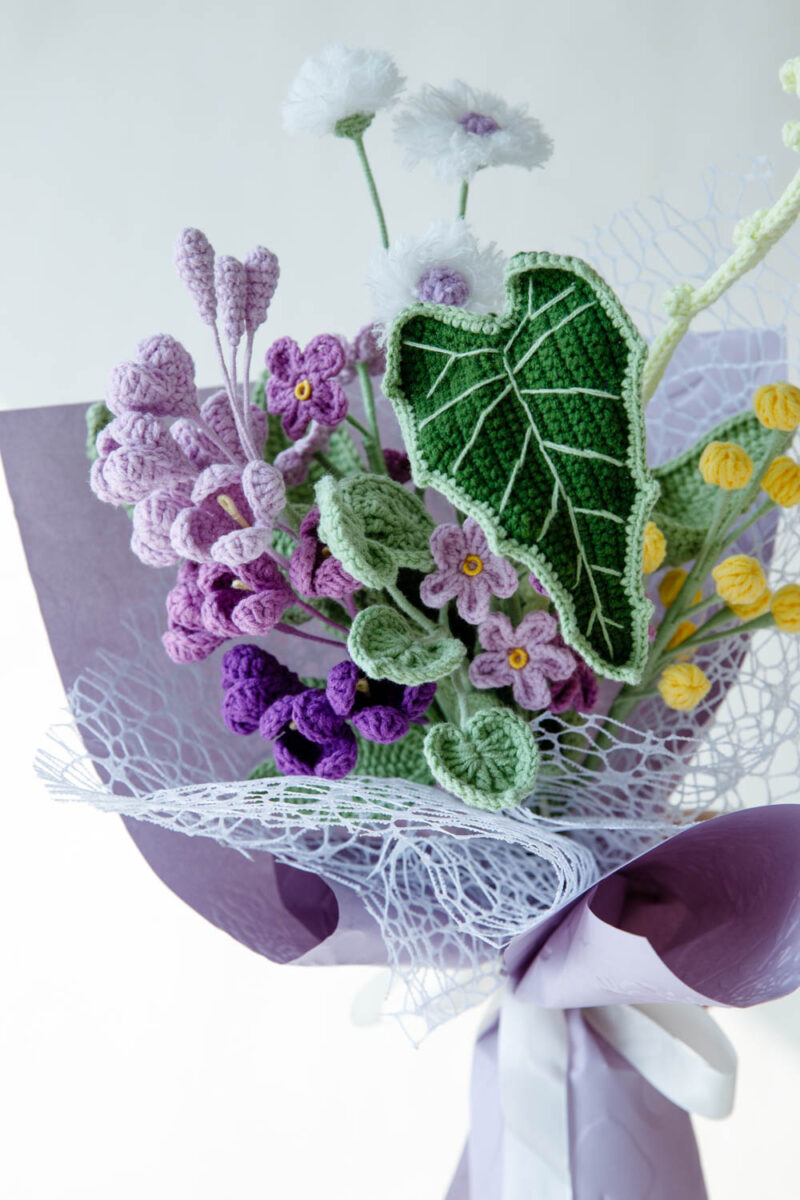 Lilac and Alocasia Leaf Bouquet|hookok Lilac and Alocasia Leaf Bouquet|hookok