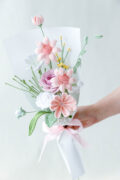 White Jasmine and Rose Bouquet Kit|hookok