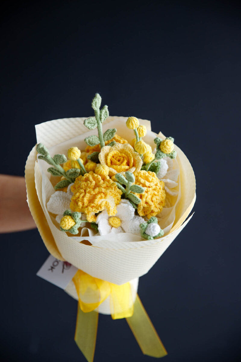 315newbouquets-8Yellow Carnation and Rose Bouquet|hookok Yellow Carnation and Rose Bouquet|hookok