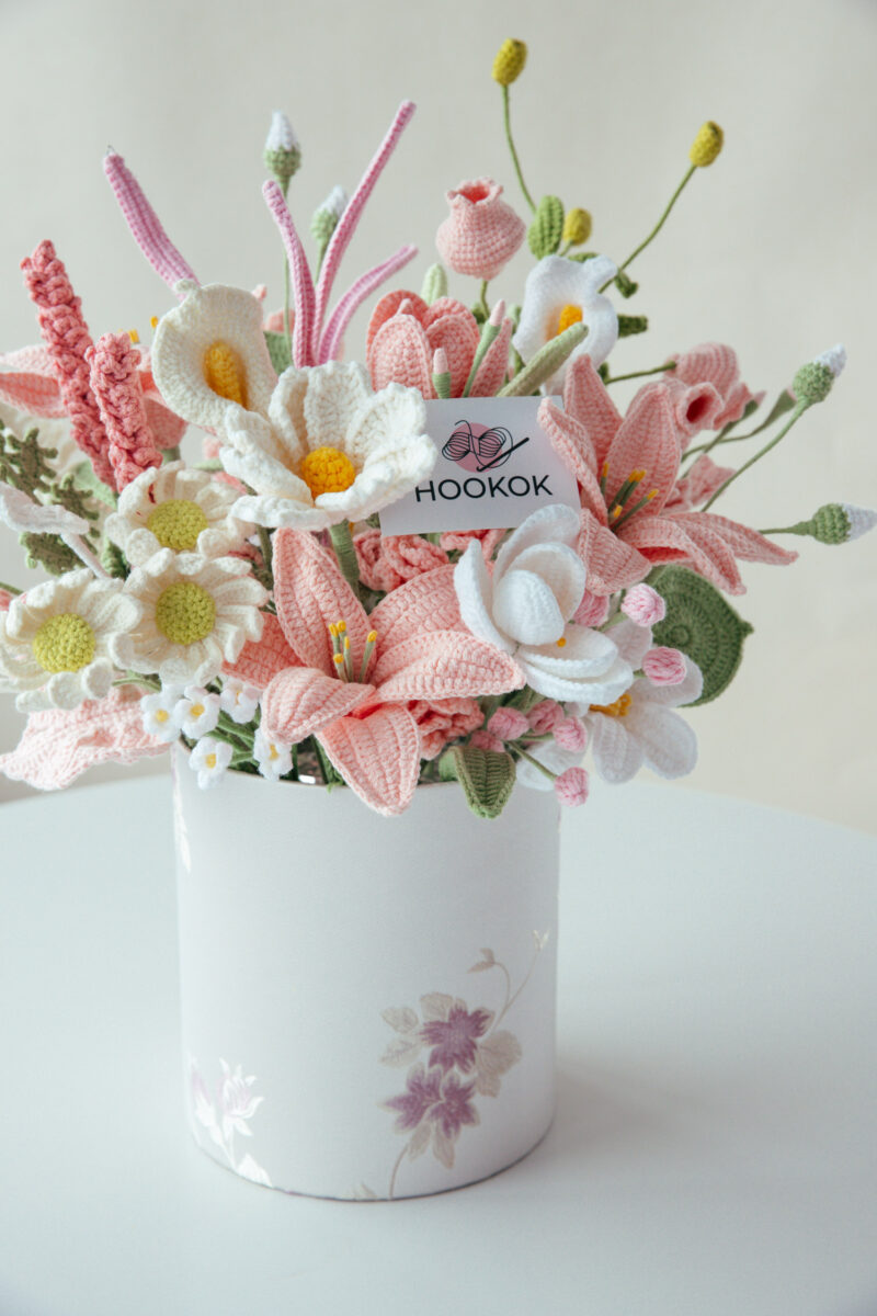 Pink Lily and Gesang Flower Hug Bucket|hookok Pink Lily and Gesang Flower Hug Bucket|hookok