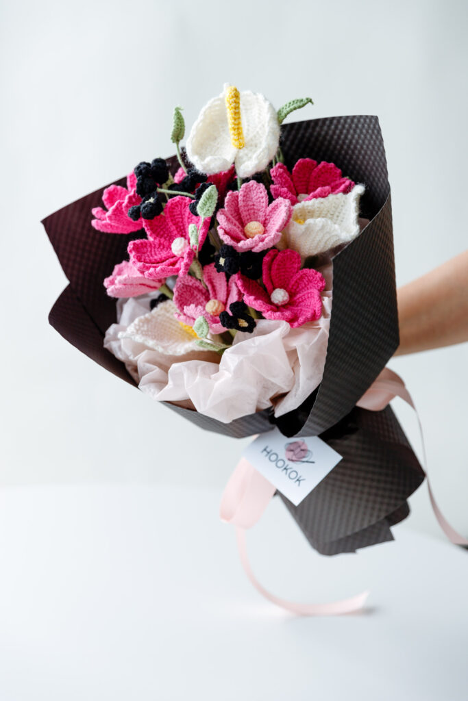 Gesang and Rabbit Ears Flower Bouquet|hookok