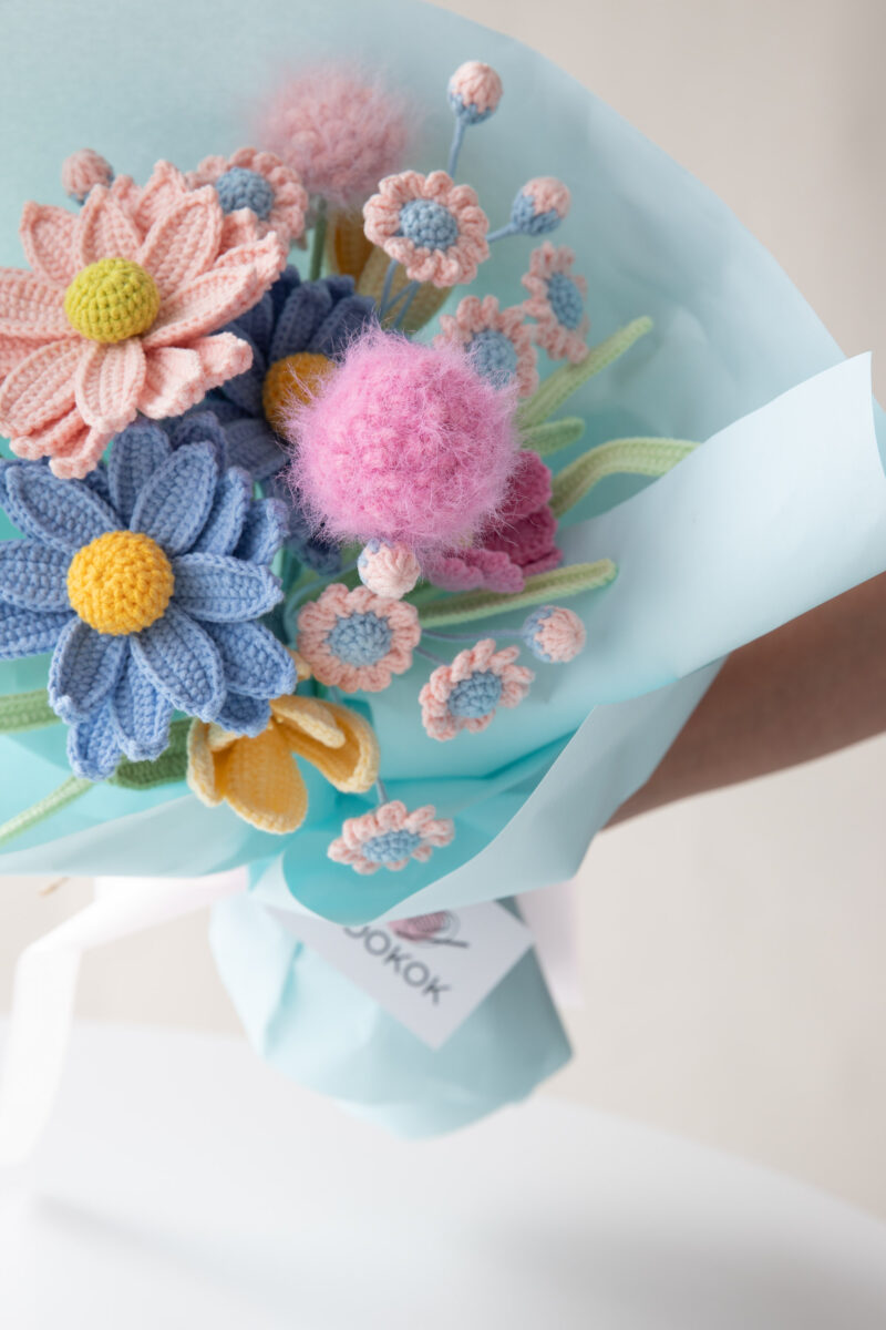 Lavender Daisy and Peruvian Daffodil Bouquet Kit-hookok Lavender Daisy and Peruvian Daffodil Bouquet Kit-hookok