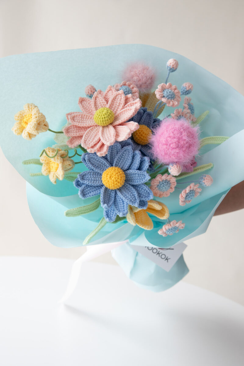 Lavender Daisy and Peruvian Daffodil Bouquet Kit-hookok Lavender Daisy and Peruvian Daffodil Bouquet Kit-hookok