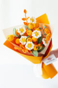 Loquat and Daisy Bouquet-hookok