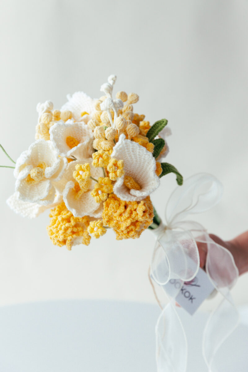 Yellow Grape Hyacinth and Calla Lily Wedding Bouquet-hookok Yellow Grape Hyacinth and Calla Lily Wedding Bouquet-hookok