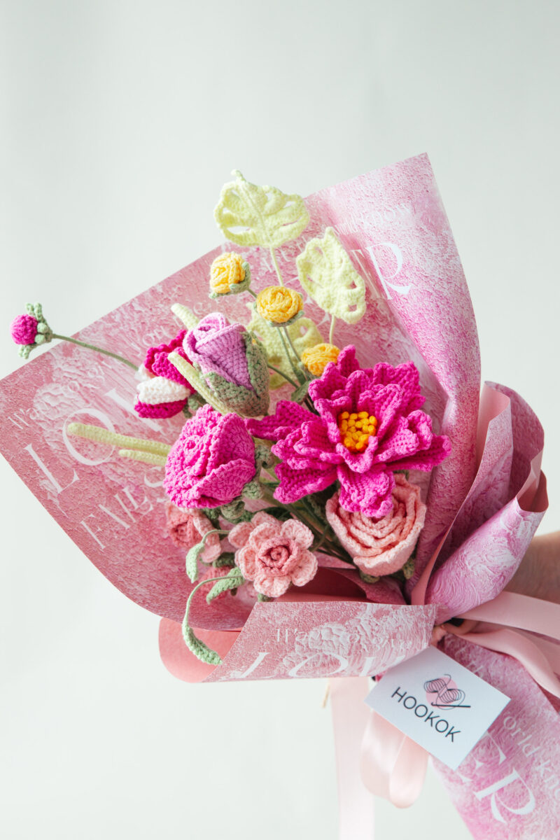 HOOKOK Bouquet – Rose Red Couture Rose Tilia Bouquet (9 pieces)-hookok HOOKOK Bouquet – Rose Red Couture Rose Tilia Bouquet (9 pieces)-hookok