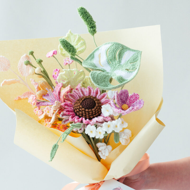 Mixed Color Sunflower Bouquet (13 pieces)-hookok