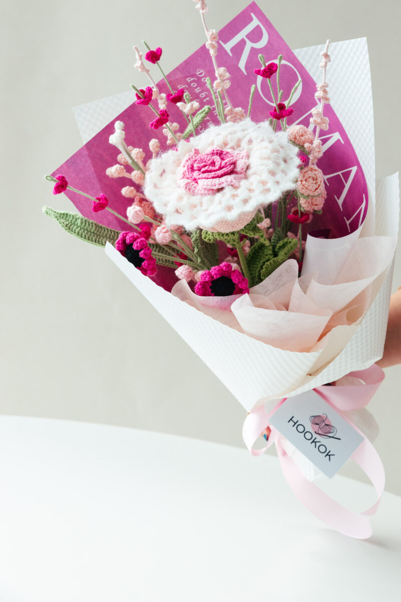 HOOKOK Bouquet – Rose Red Lace Rose Fairy and Lavender Bouquet (13 pieces) HOOKOK Bouquet – Rose Red Lace Rose Fairy and Lavender Bouquet (13 pieces)