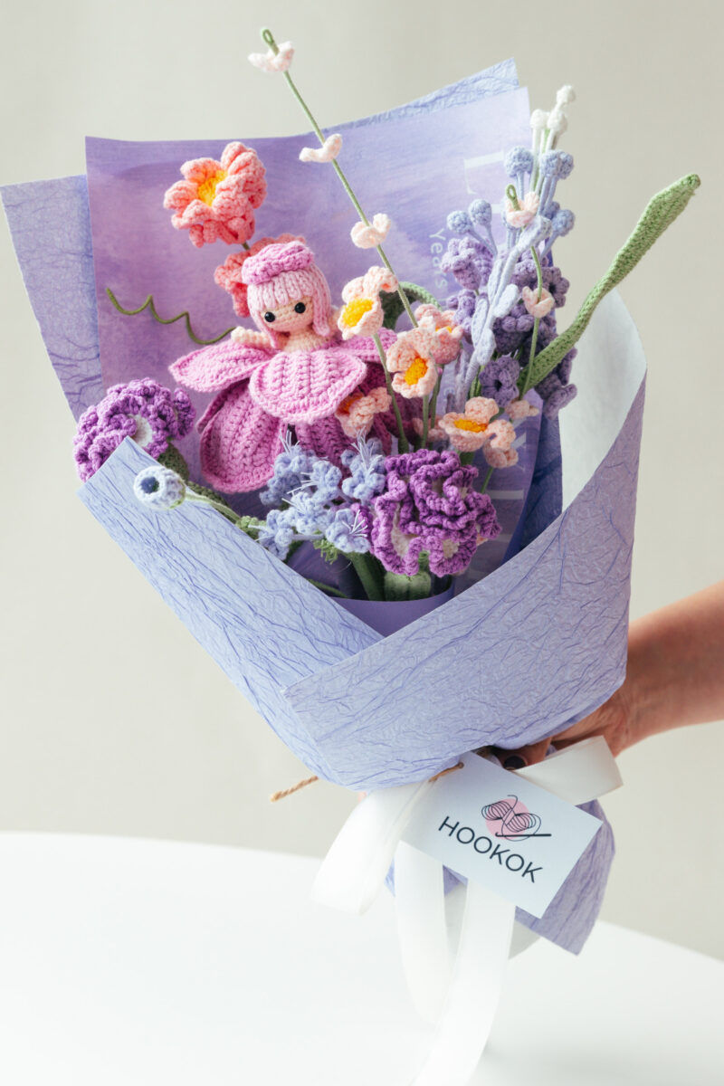 HOOKOK Bouquet – Rose Fairy and Carnation Bouquet (10 pieces) HOOKOK Bouquet – Rose Fairy and Carnation Bouquet (10 pieces)