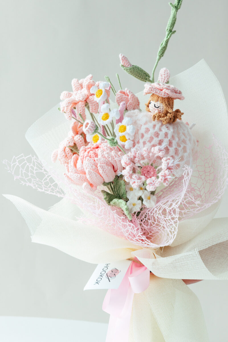 HOOKOK Bouquet – Pink Lace Rose Fairy and Dahlia Bouquet (10 pieces) HOOKOK Bouquet – Pink Lace Rose Fairy and Dahlia Bouquet (10 pieces)