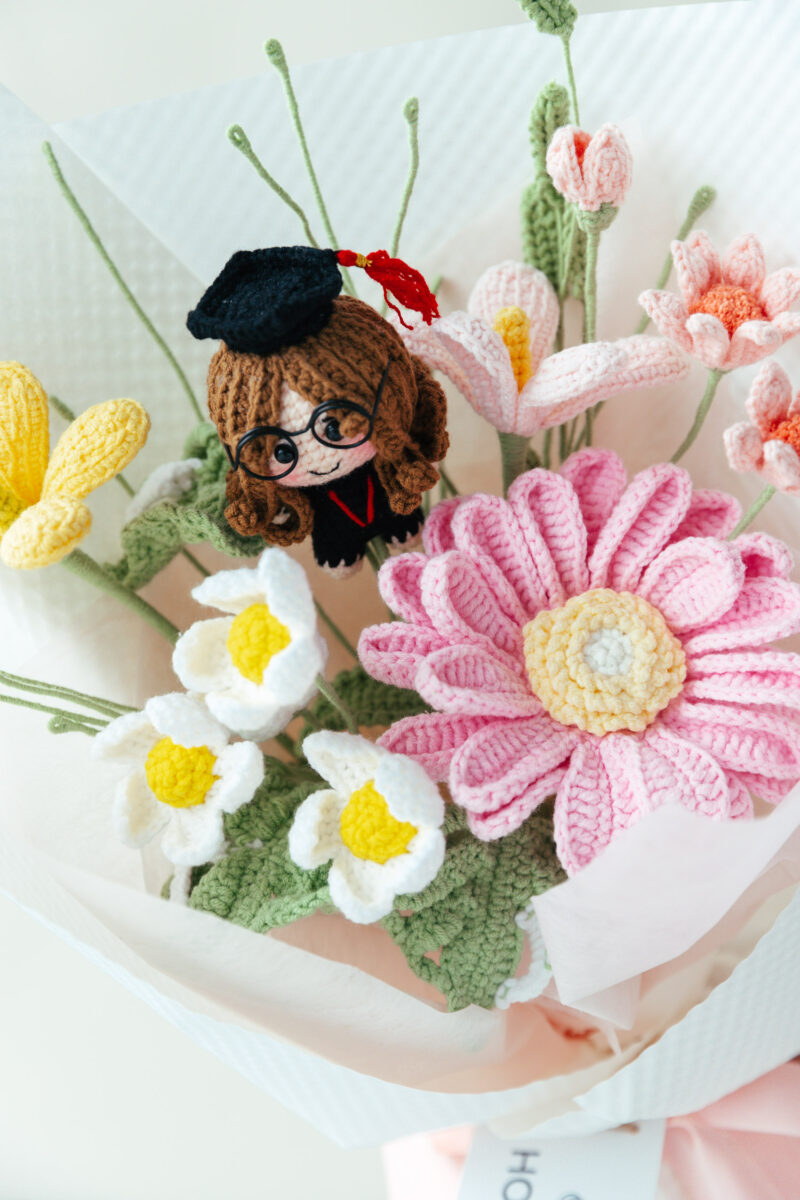 HOOKOK Bouquet – Beautiful Crochet Graduation Bouquet HOOKOK Bouquet – Beautiful Crochet Graduation Bouquet