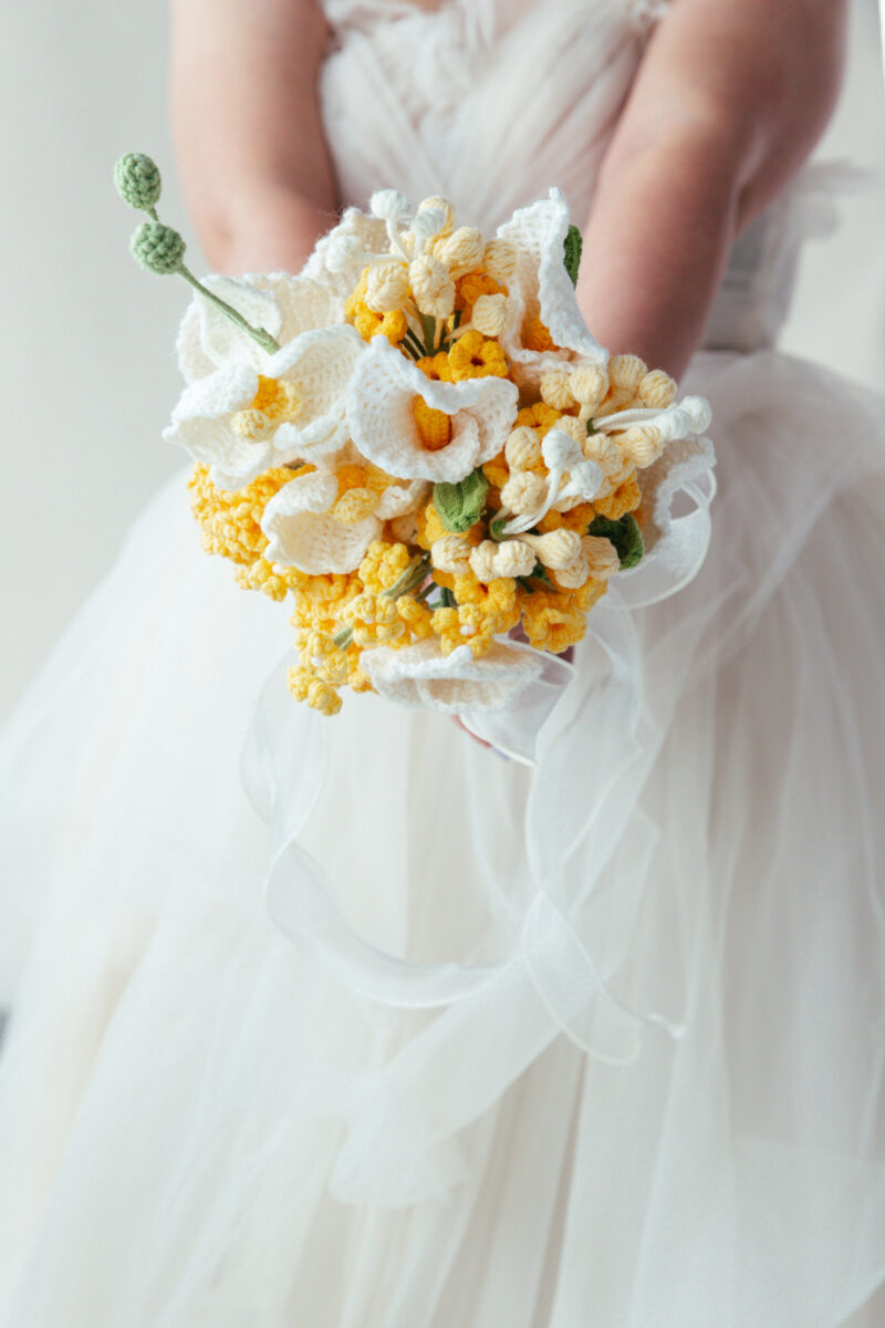 Yellow Carnation and Calla Lily Wedding Bouquet-hookok Yellow Carnation and Calla Lily Wedding Bouquet-hookok