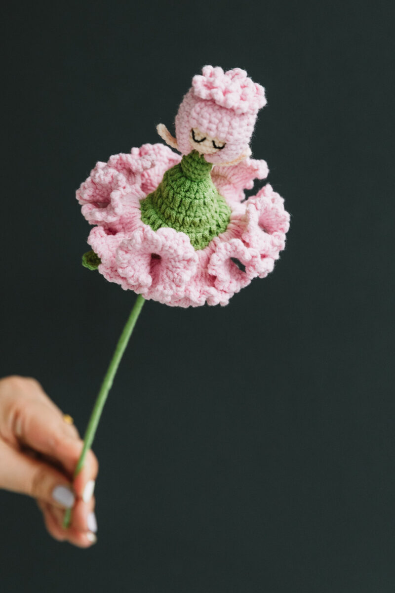 Reversible Carnation Fairy-hookok Reversible Carnation Fairy-hookok
