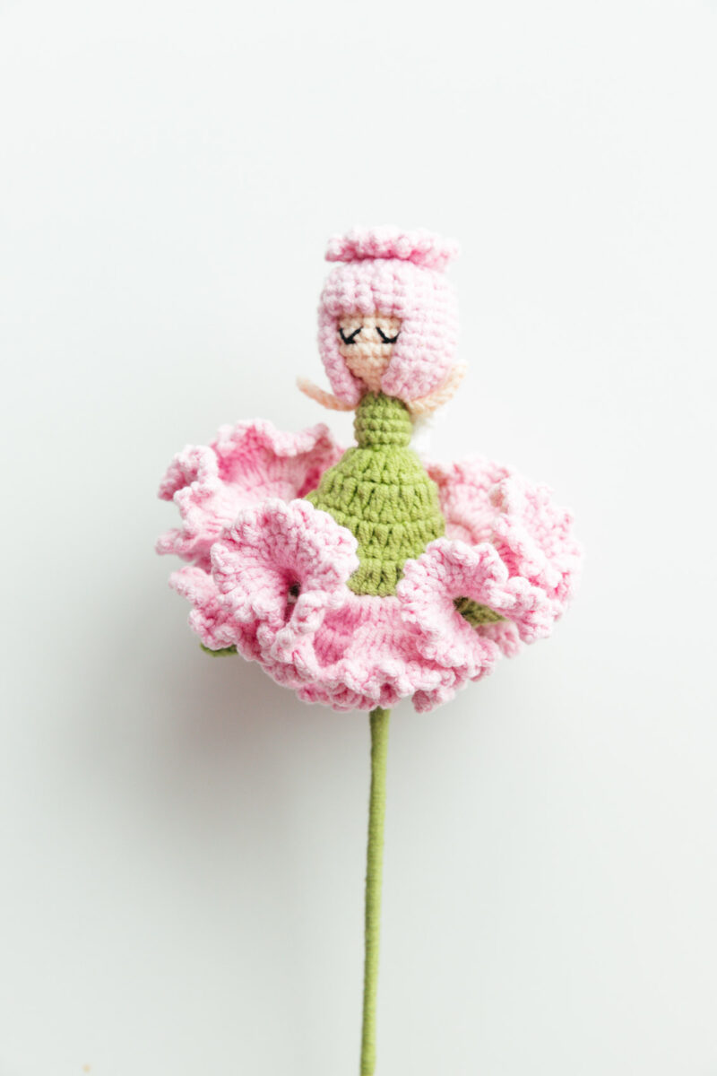 Reversible Carnation Fairy-hookok Reversible Carnation Fairy-hookok