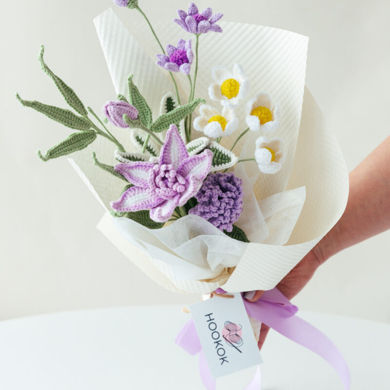 HOOKOK Bouquet – Purple Clematis Utopia Bouquet (6 pieces)