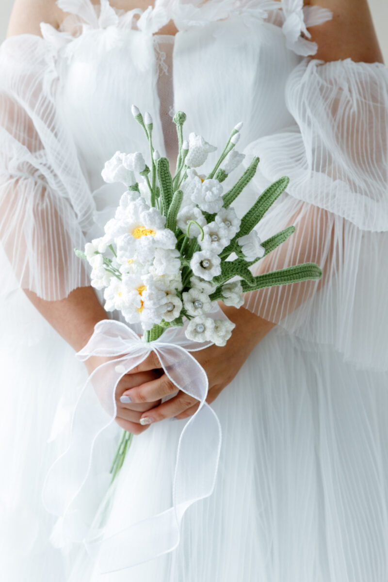 White bridesmaid bouquet A-hookok White bridesmaid bouquet A-hookok
