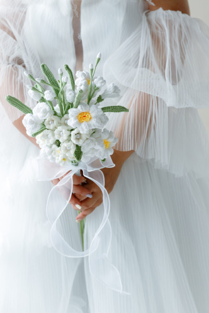 White bridesmaid bouquet D-hookok White bridesmaid bouquet D-hookok