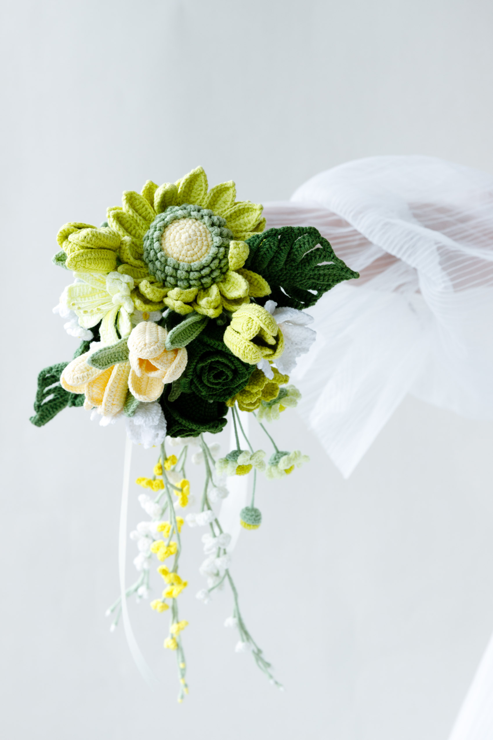 Green Sunflower Wedding Bouquet-hookok