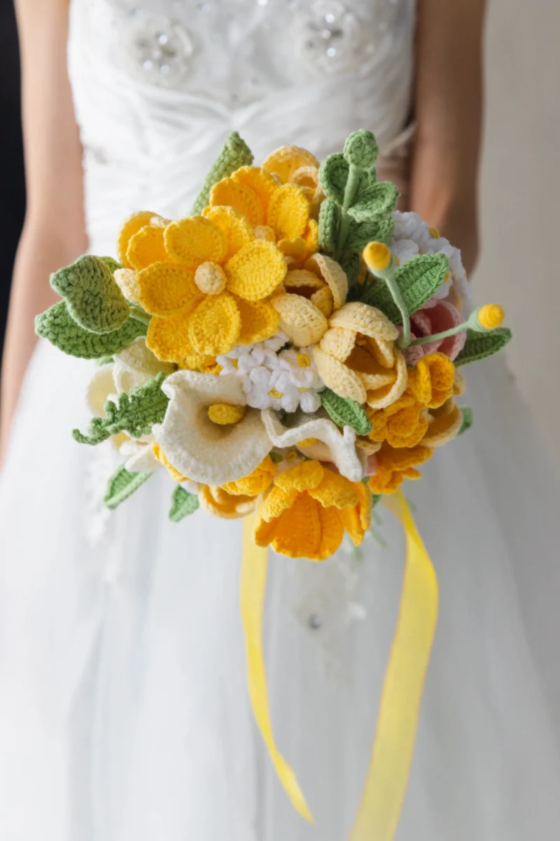 Yellow Gesang and Tulip Wedding Bouquet-hookok Yellow Gesang and Tulip Wedding Bouquet-hookok