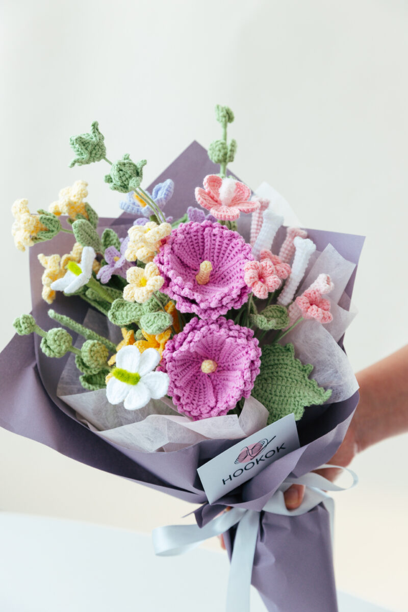 HOOKOK Bouquet – Crochet Hollyhock Bouquet (15 pieces) HOOKOK Bouquet - Crochet Hollyhock Bouquet (15 pieces)