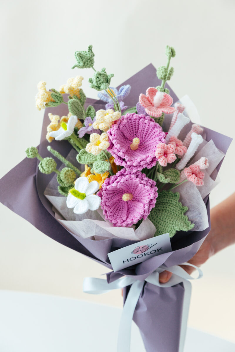 HOOKOK Bouquet – Crochet Hollyhock Bouquet (15 pieces) HOOKOK Bouquet - Crochet Hollyhock Bouquet (15 pieces)