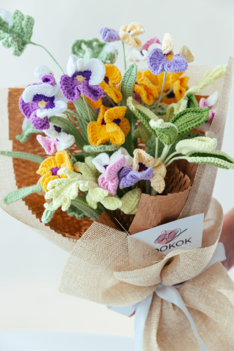 HOOKOK Bouquet - Colorful Pansy Bouquet (12 pieces) HOOKOK Bouquet - Colorful Pansy Bouquet (12 pieces)