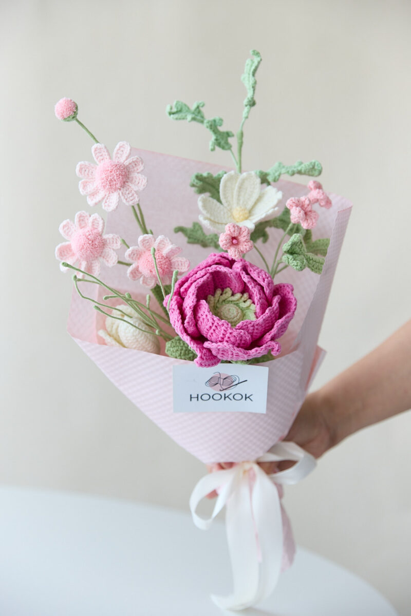 HOOKOK Bouquet - Pink Ranunculus Bouquet (7 pieces) HOOKOK Bouquet - Pink Ranunculus Bouquet (7 pieces)