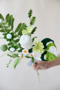 White Banksia Ericifolia Bouquet Kit-hookok