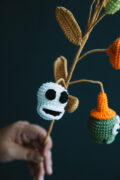Halloween Crochet Zombie Flower-hookok