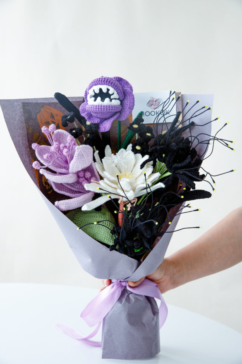 HOOKOK Bouquet - Halloween Piranha Flower Bouquet (10 pieces) HOOKOK Bouquet - Halloween Piranha Flower Bouquet (10 pieces)