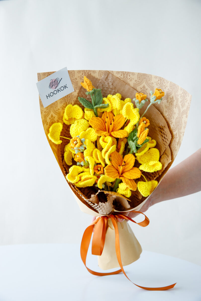 HOOKOK Bouquet - Yellow Azalea Bouquet (9 pieces) HOOKOK Bouquet - Yellow Azalea Bouquet (9 pieces)