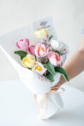 HOOKOK Bouquet - Sweet Tulip Bouquet (8 pieces)