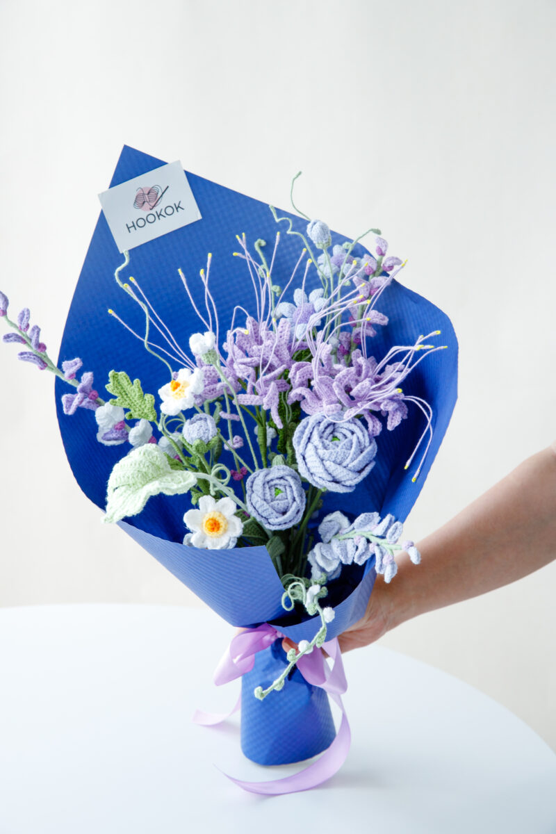 HOOKOK Bouquet - Purple Spider Lily and Persian Buttercup Bouquet (15 pieces) HOOKOK Bouquet - Purple Spider Lily and Persian Buttercup Bouquet (15 pieces)