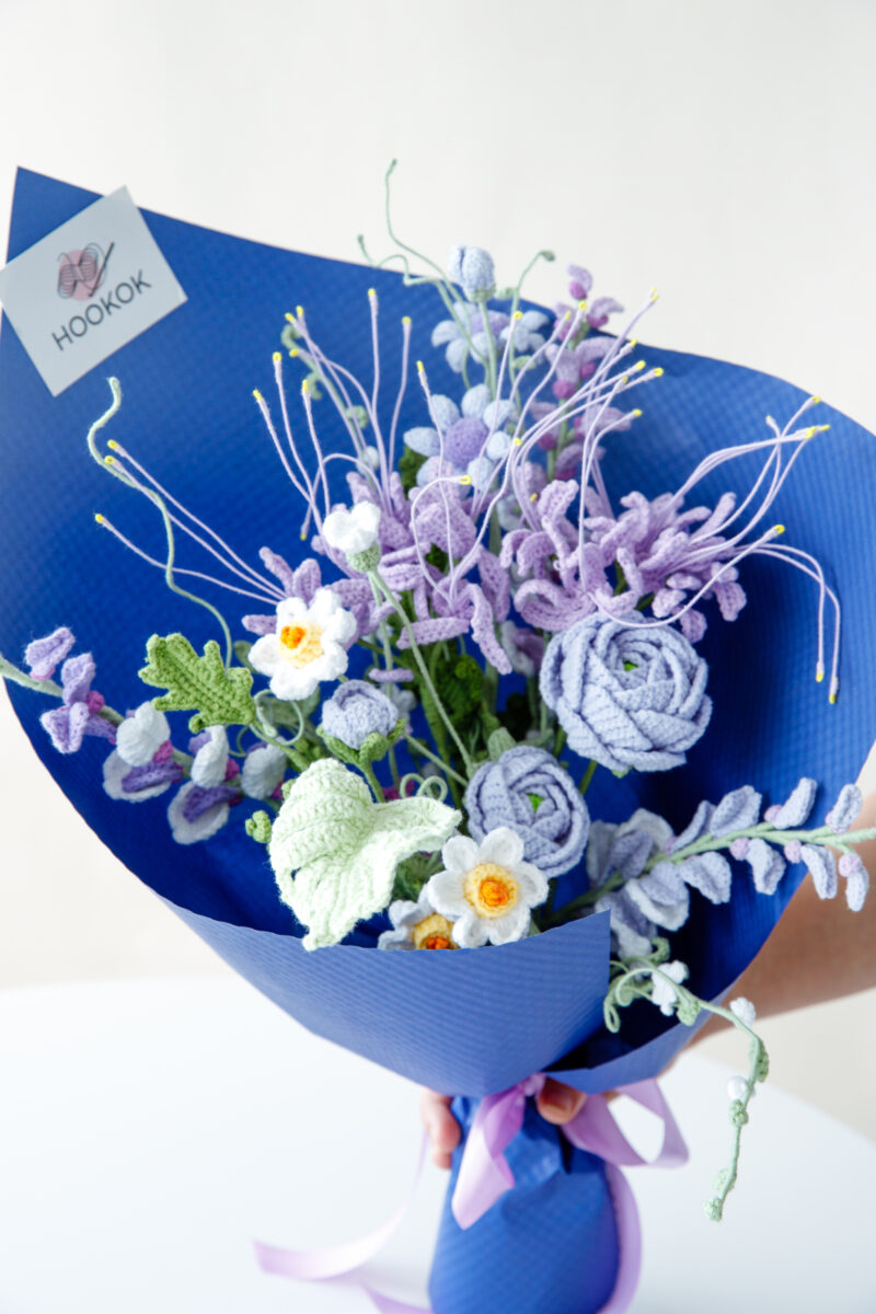 HOOKOK Bouquet - Purple Spider Lily and Persian Buttercup Bouquet (15 pieces) HOOKOK Bouquet - Purple Spider Lily and Persian Buttercup Bouquet (15 pieces)