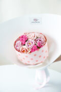 Crochet Rose Birthday Cake Bouquet Kit-hookok