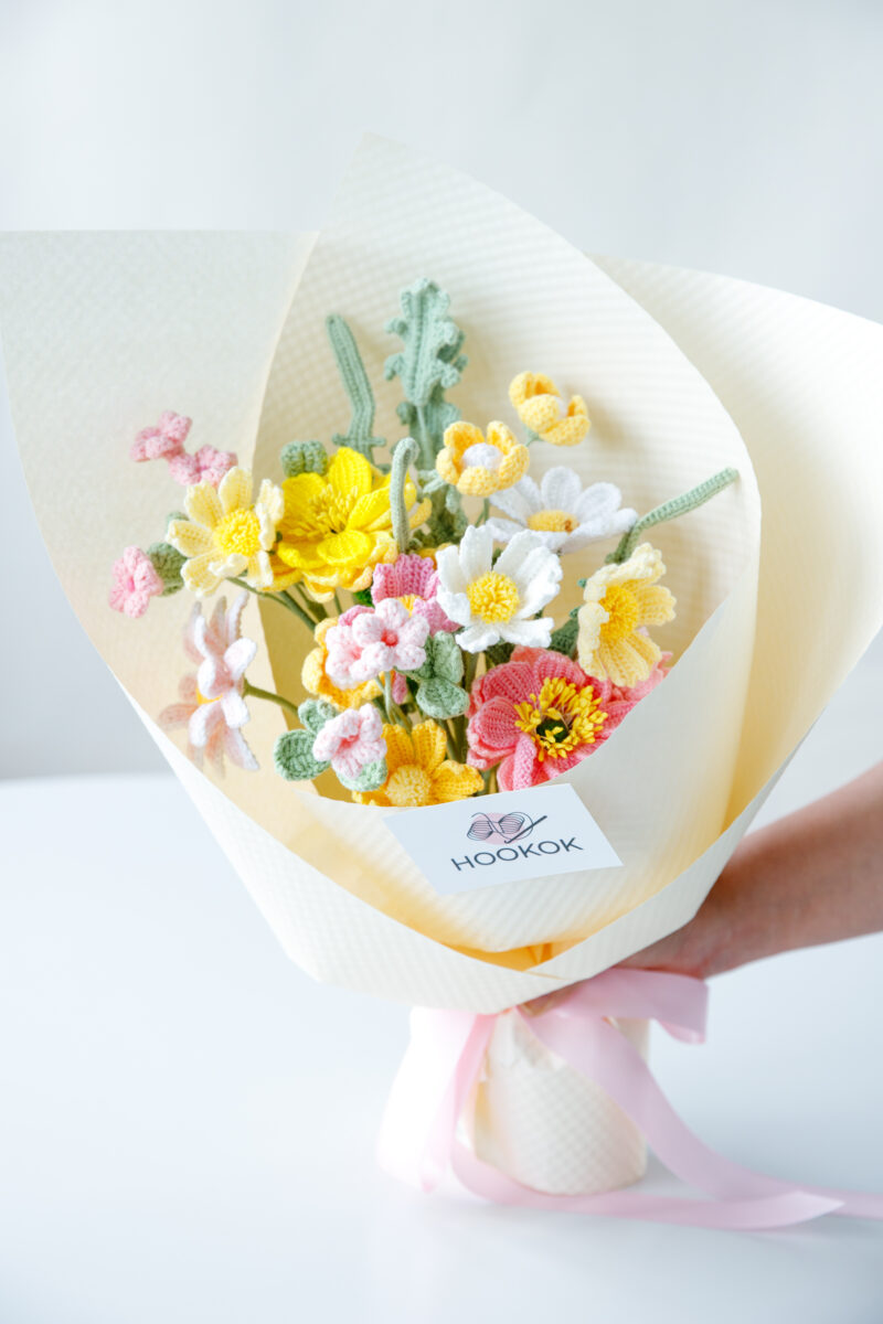 HOOKOK Bouquet - Wildflower and Wood Sorrel Flower Bouquet (16 pieces)