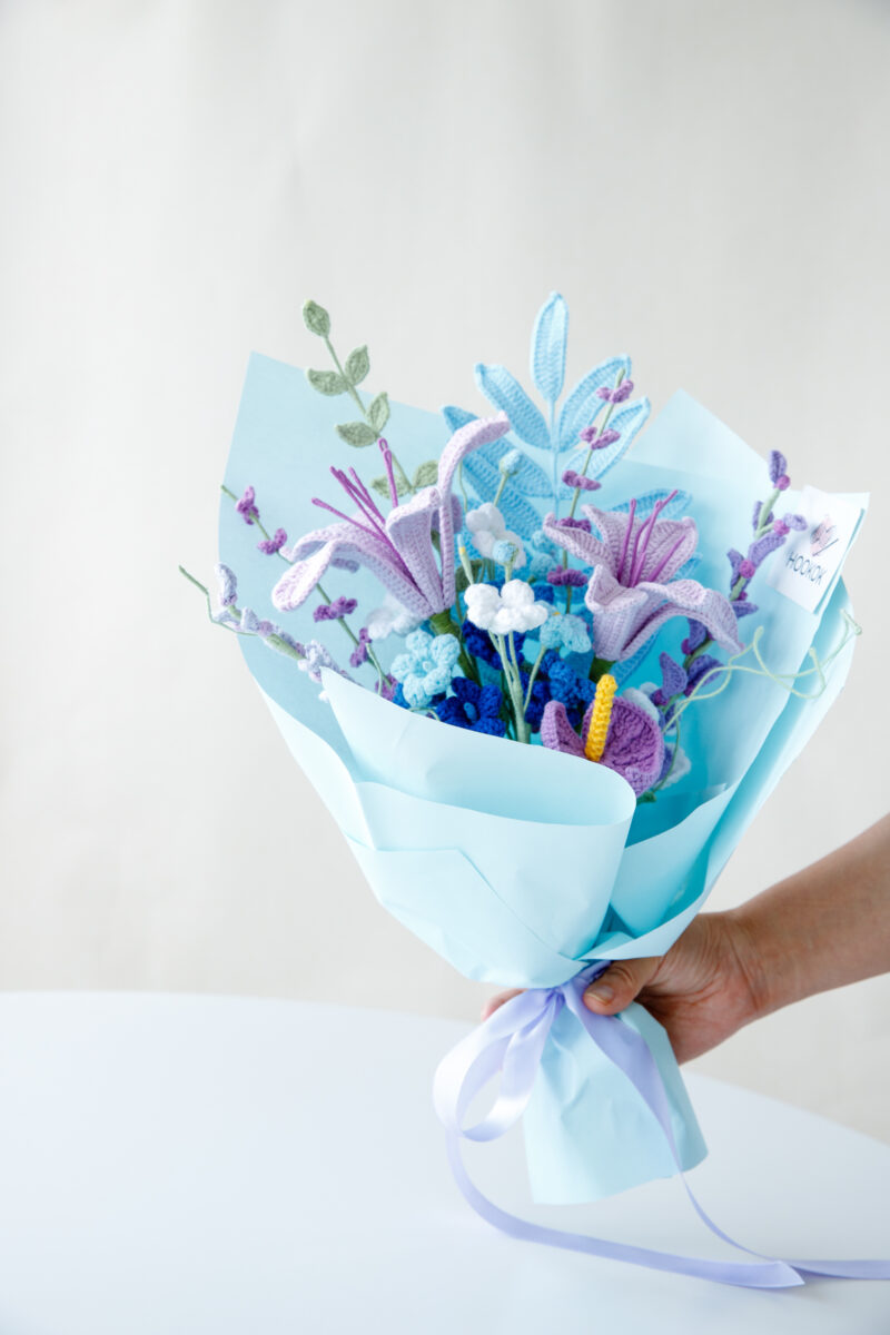 HOOKOK Bouquet - Purple Peruvian Lily and Wood Sorrel Bouquet (12 pieces) HOOKOK Bouquet - Purple Peruvian Lily and Wood Sorrel Bouquet (12 pieces)