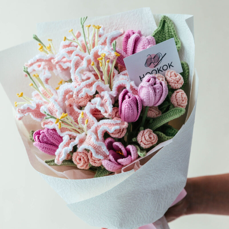 HOOKOK Bouquet - Pink Flame Lily and Rose Bouquet (21 pieces)