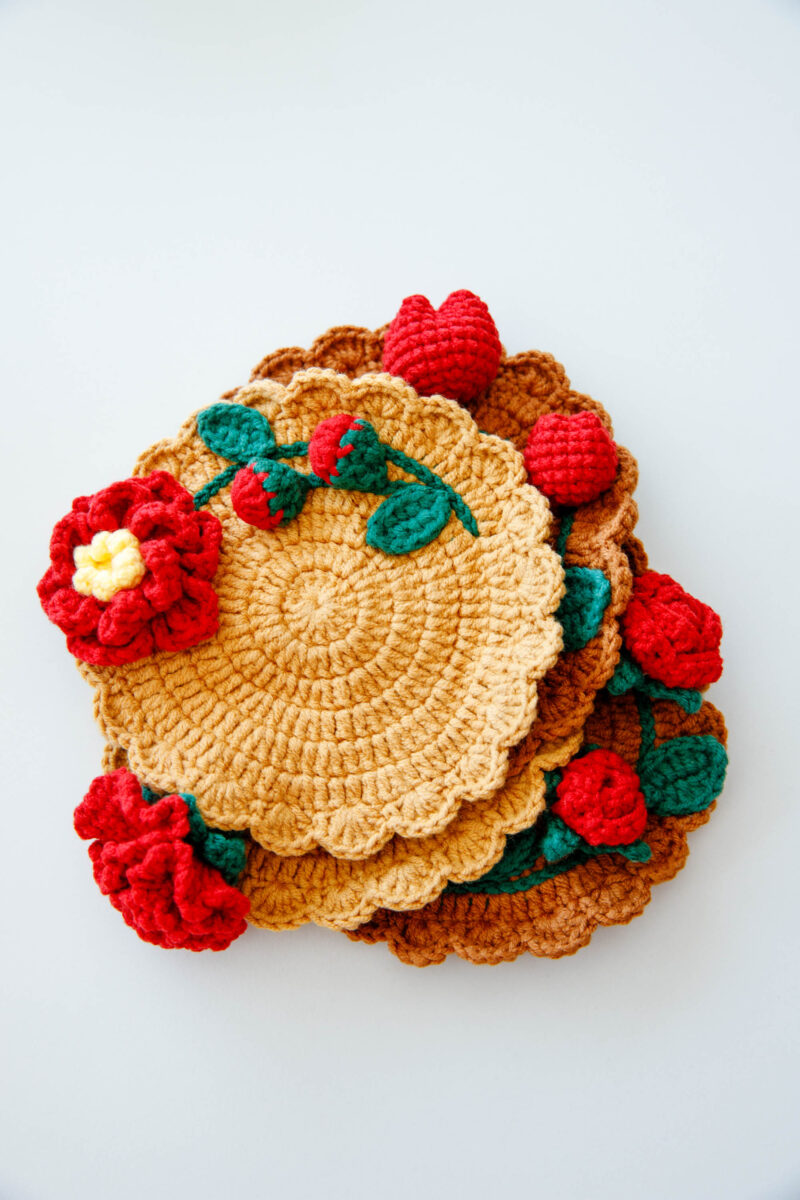Crochet Mini Bouquet Coaster- HOOKOK Crochet Mini Bouquet Coaster- HOOKOK