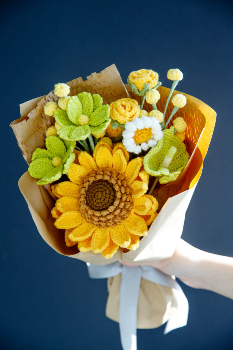 Yellow Sunflower and Multi-Head Rose Bouquet Kit-hookok Yellow Sunflower and Multi-Head Rose Bouquet Kit-hookok
