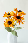 Yellow Coneflower Vase Crochet Kit-hookok