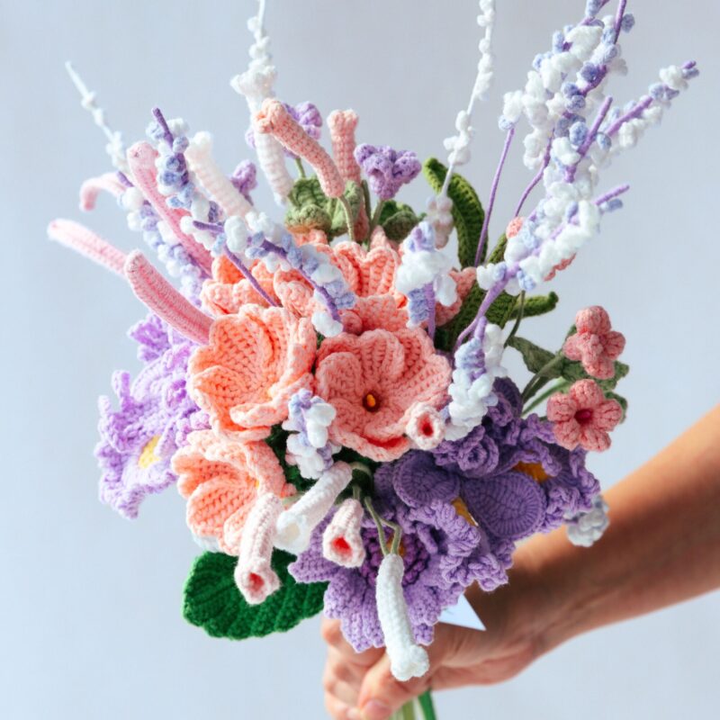 HOOKOK Bouquet - Primula Flower and Iris Flower Bouquet (15 pieces)