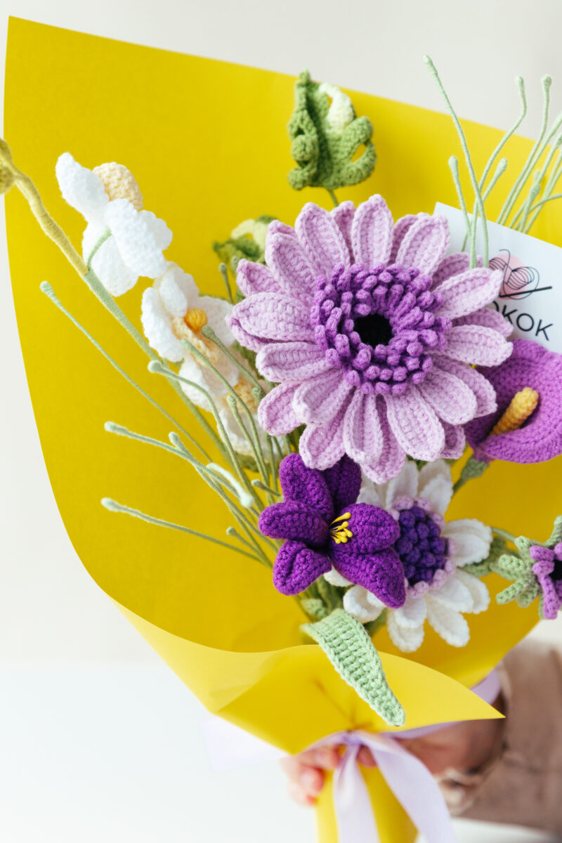 HOOKOK Bouquet - Purple Barberton Daisy Bouquet (8 pieces) HOOKOK Bouquet - Purple Barberton Daisy Bouquet (8 pieces)