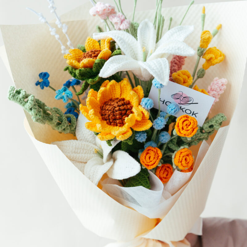 HOOKOK Bouquet - Yellow Lemon Queen Sunflower Bouquet (14 pieces)