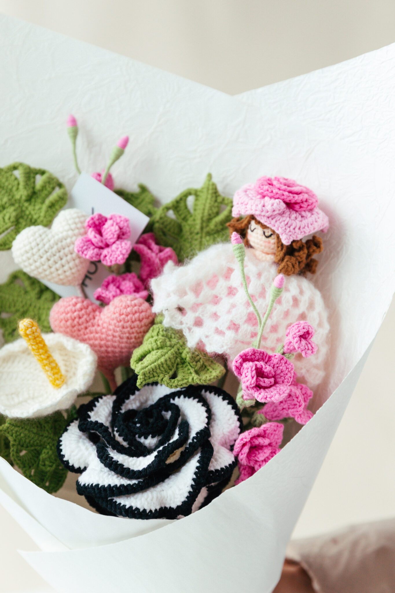 Chanel Rose Bouquet Kit - with PDF pattern - Hookok