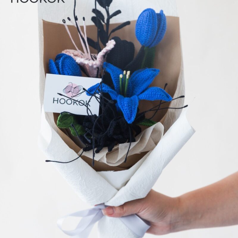 HOOKOK Crochet Lily and pink phoenix flower bouquet (8 pieces)