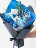Profound Love Lily bouquet th1